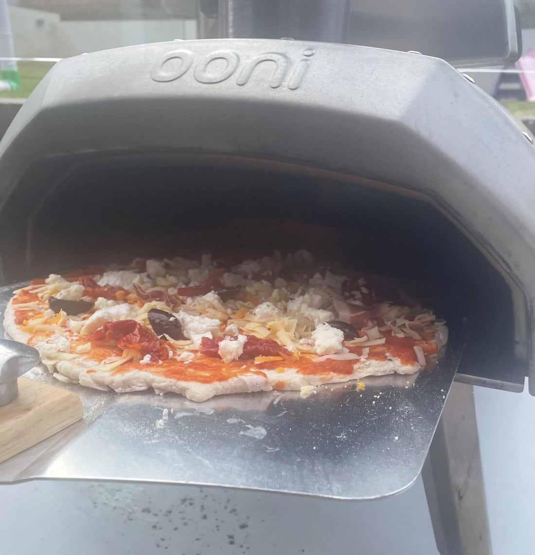 Easy Greek Pizza Recipe - 5 Ingredients